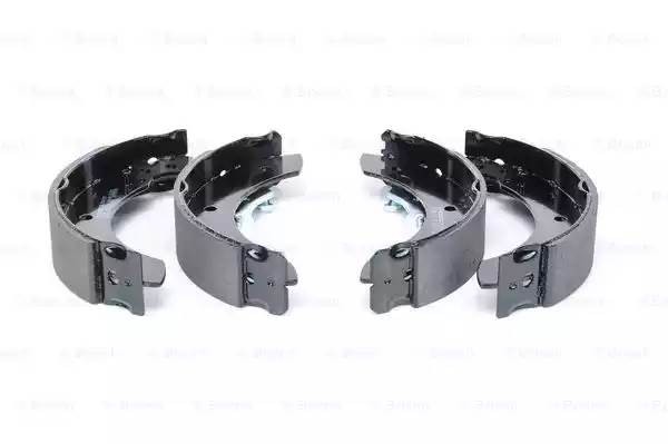 Колодки тормозные барабанные 0 986 487 585 BOSCH